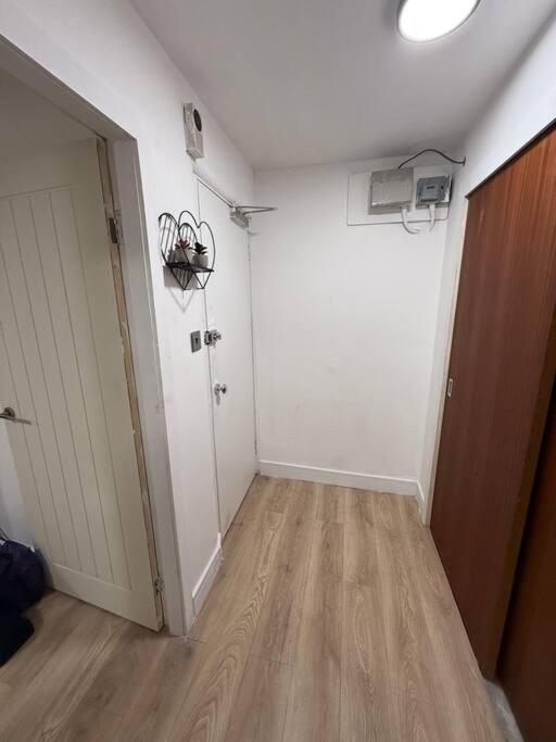 Modern 1 Bedroom - 5 Min Walk From Princess Street Eb1 EDI Eksteriør bilde