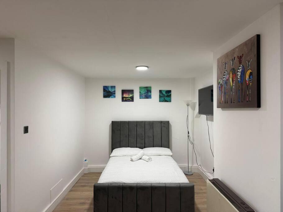 Modern 1 Bedroom - 5 Min Walk From Princess Street Eb1 EDI Eksteriør bilde