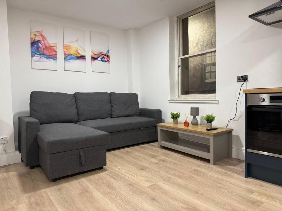 Modern 1 Bedroom - 5 Min Walk From Princess Street Eb1 EDI Eksteriør bilde